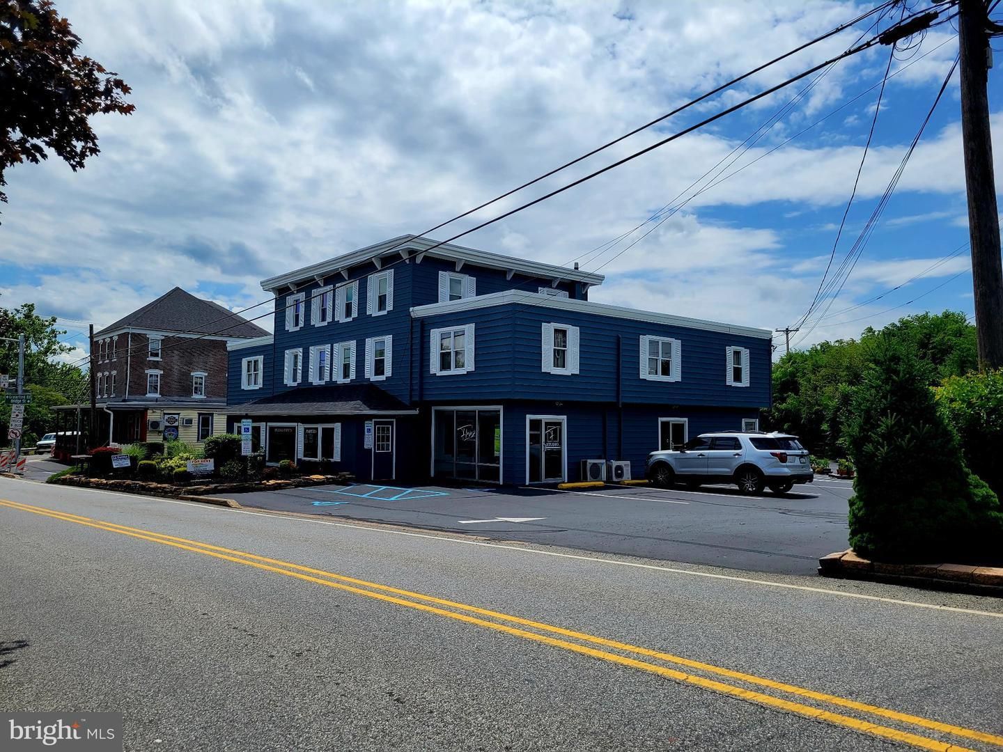 Collegeville Apartment: 25 Bridge St