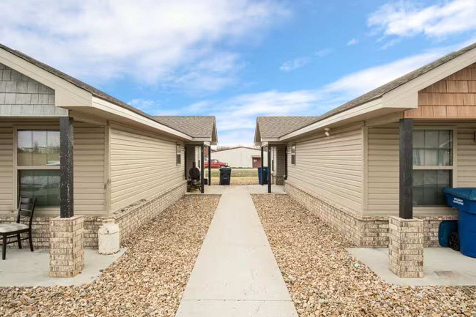 Muldrow Apartment: 900 SE 5th Street