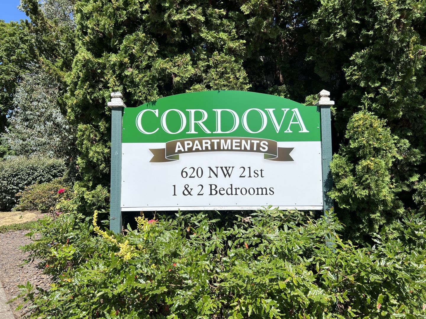 Corvallis Apartment: 620 NW 21st St