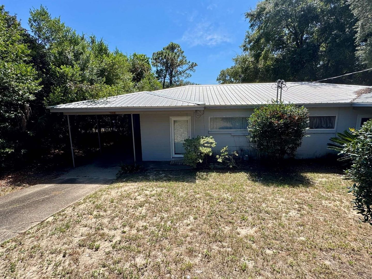 Valparaiso Apartment: 323 Washington Avenue