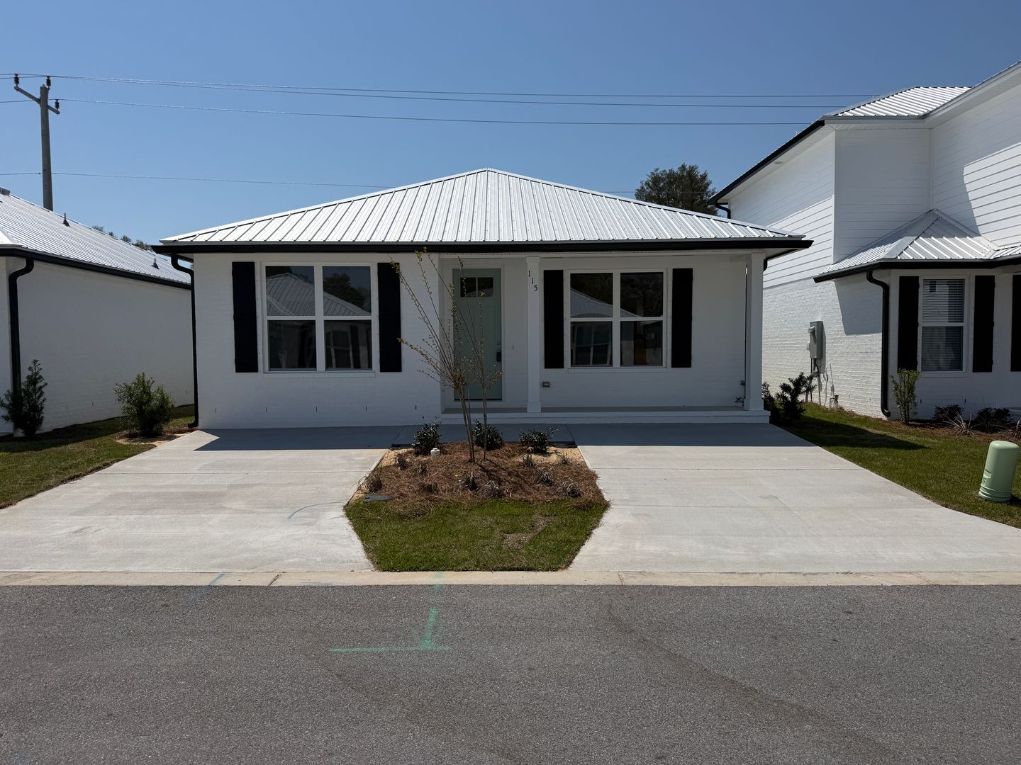 Valparaiso House: 115 Penny Lane