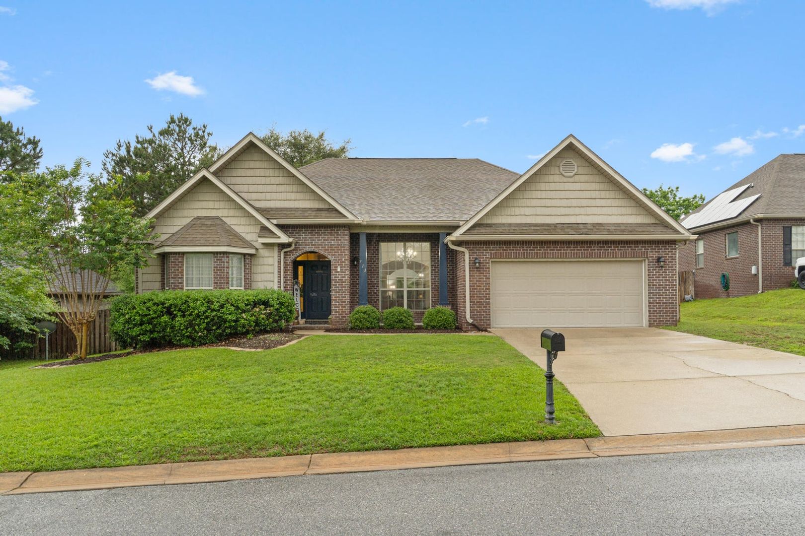 Crestview House: 711 Lime Lane