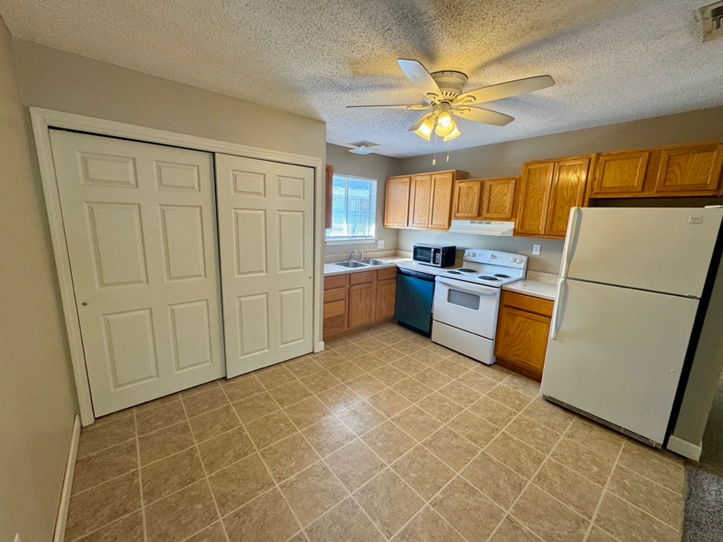 Niceville Apartment: 201 East College Blvd