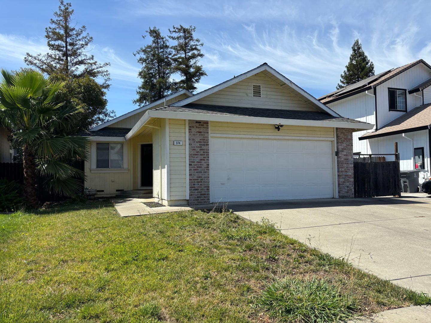 Vacaville House: 374 Aaron Circle