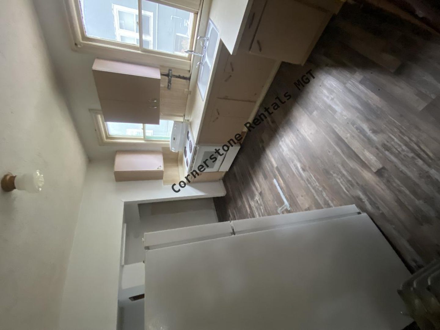 Valley City Apartment: 261 College St SW