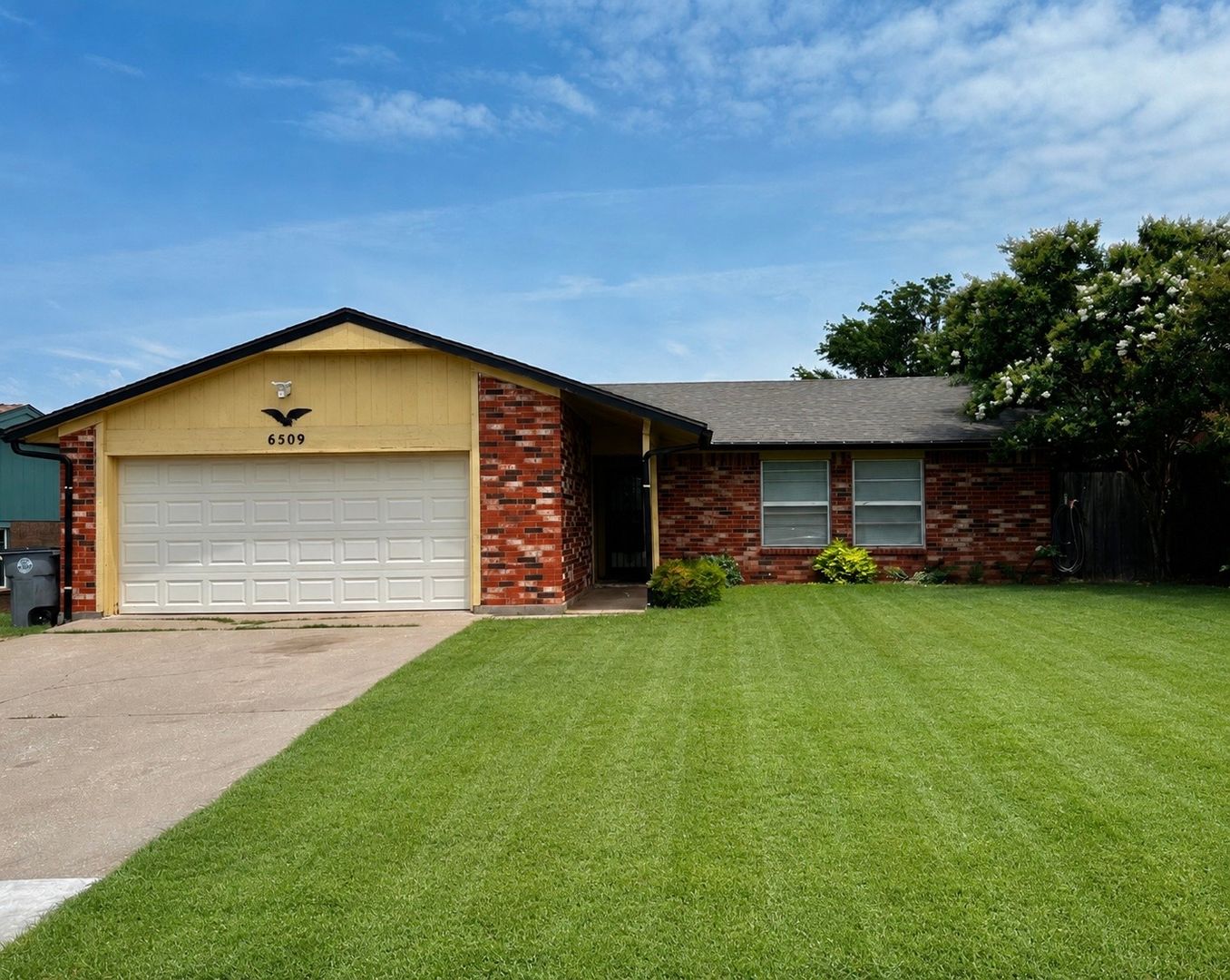 Lawton House: 6509 SW Oak Cliff Ave