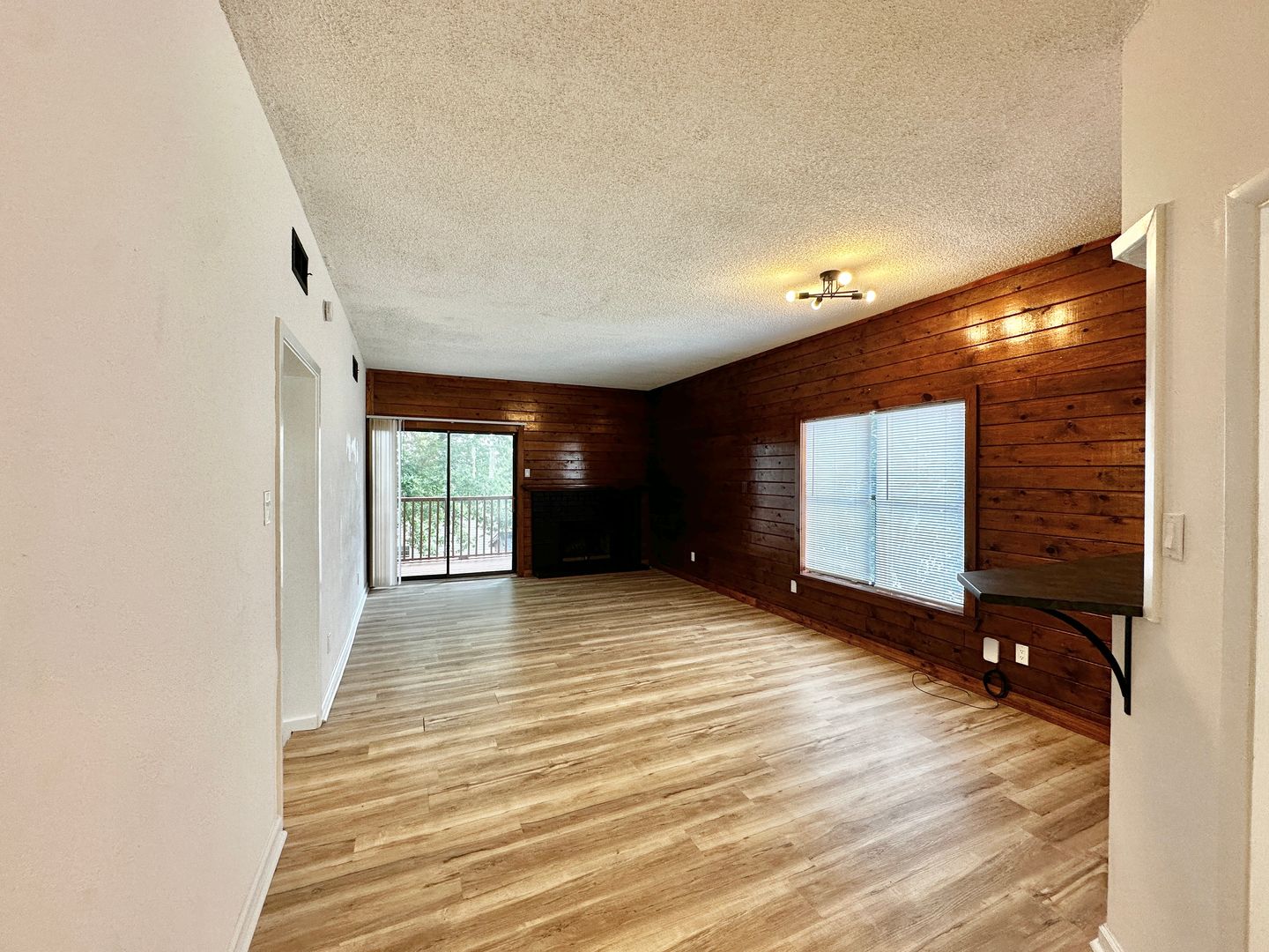 Lawton Apartment: 210 SW 17th Street