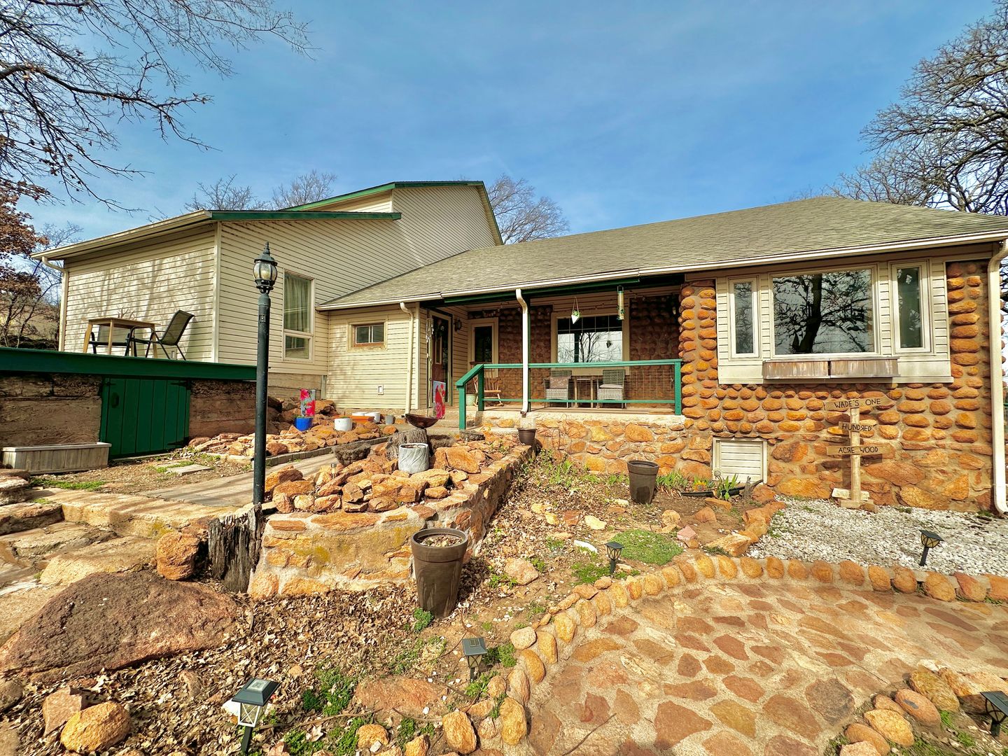 Medicine Park House: 18412  State HWY 49