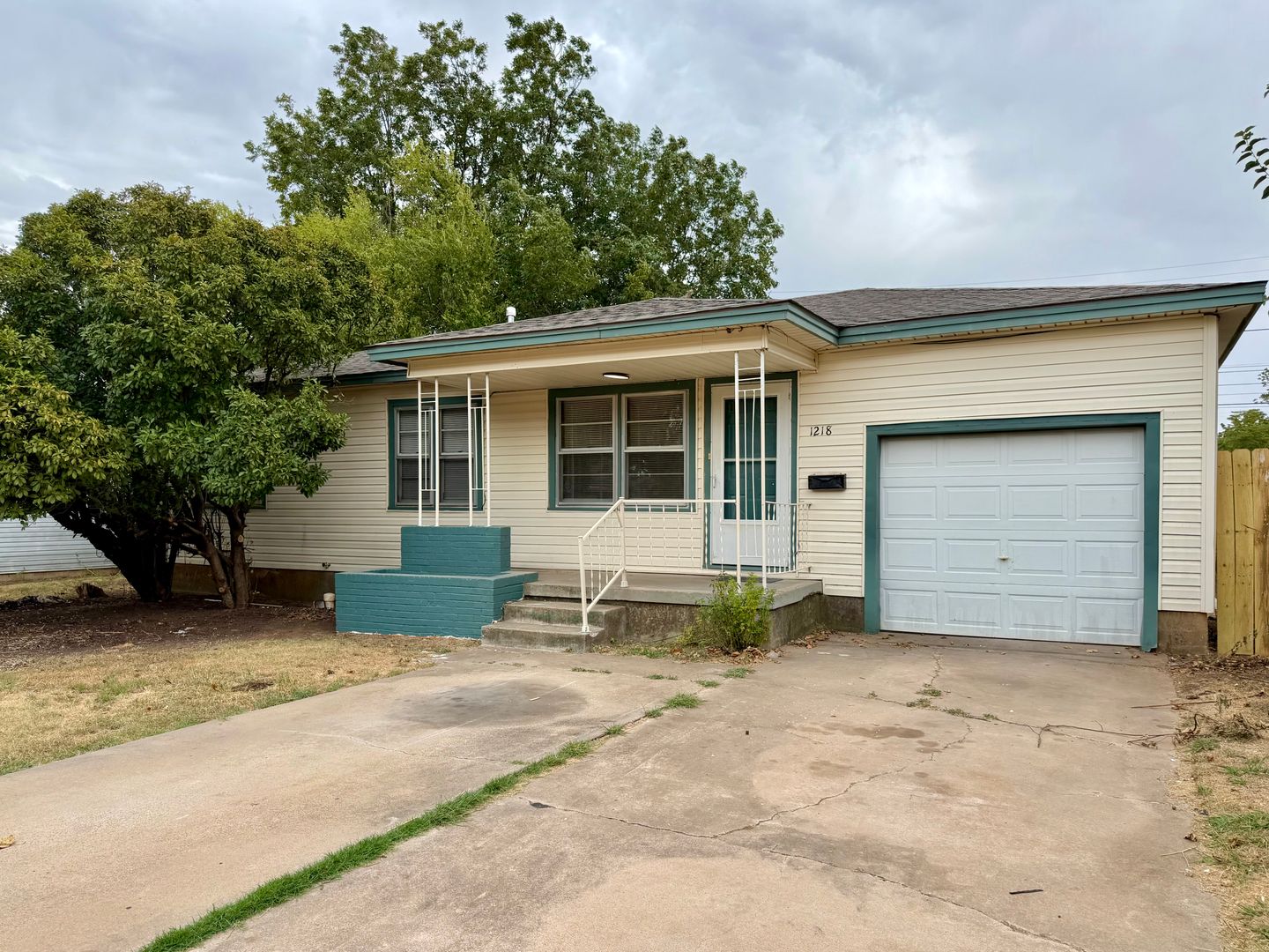 Lawton House: 1218 NW Logan Ave