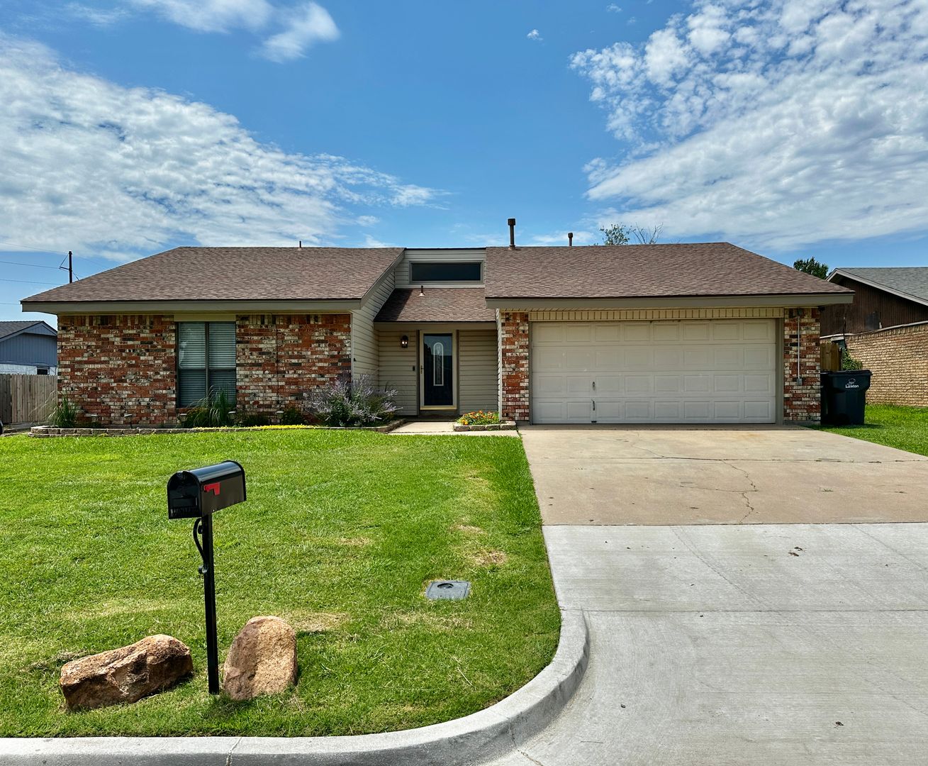 Lawton House: 505 SW 77th St.