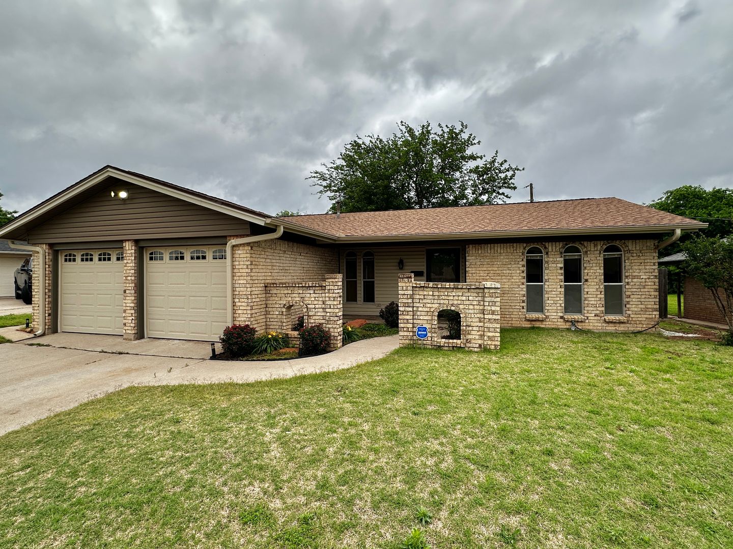 Lawton House: 4705 NW Cheryl