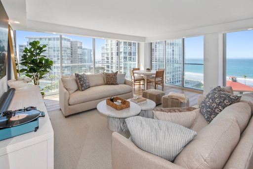 Vacation Rental in Coronado Shores at La Playa Tower – photo 1