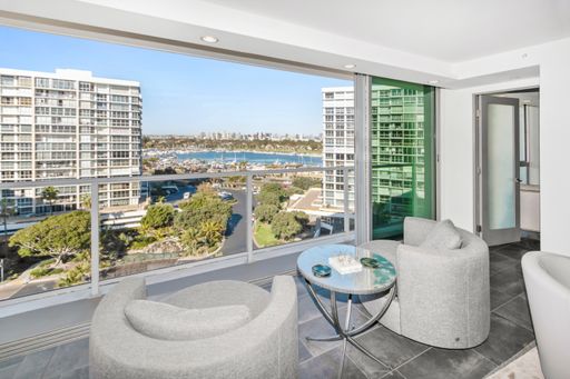 Ocean and Bay views from updated 3/3 condo in La Perla tower – photo 1