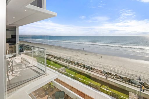 Beautiful vacation rental with ocean views – photo 1