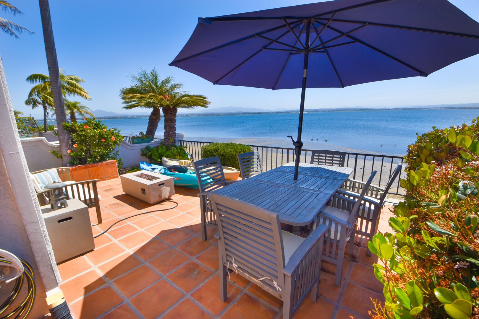 Coronado Townhome: 15 Aruba Bend