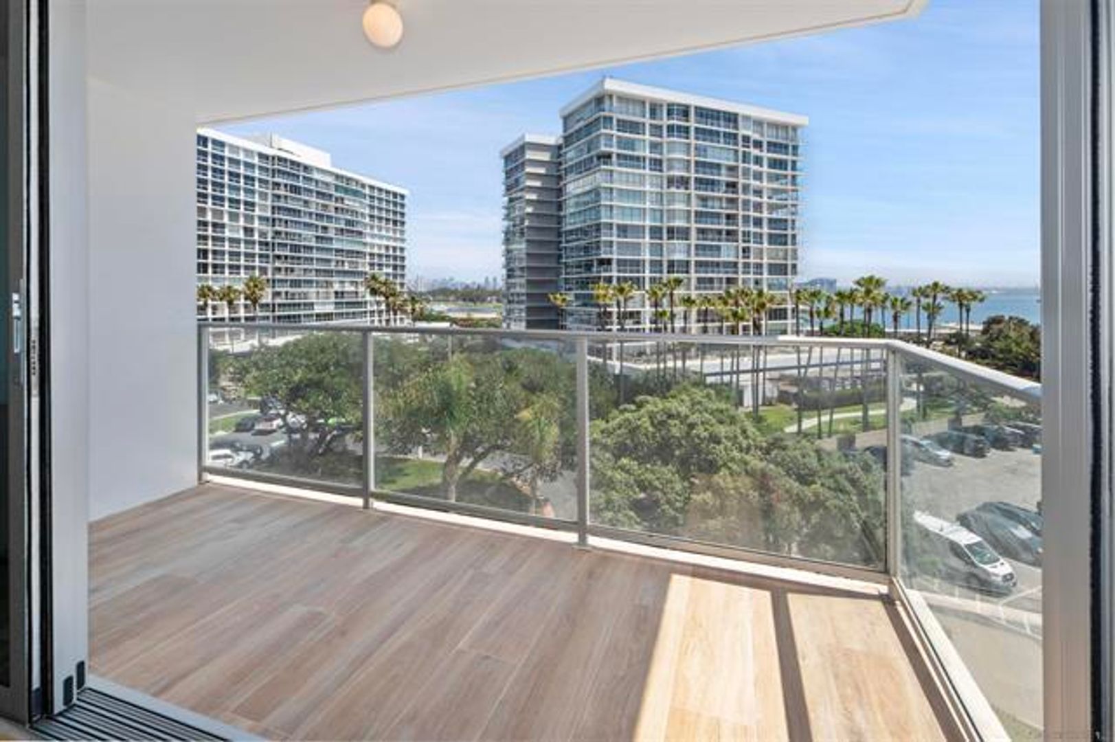 Coronado Apartment: 1830 Avenida Del Mundo Unit #612