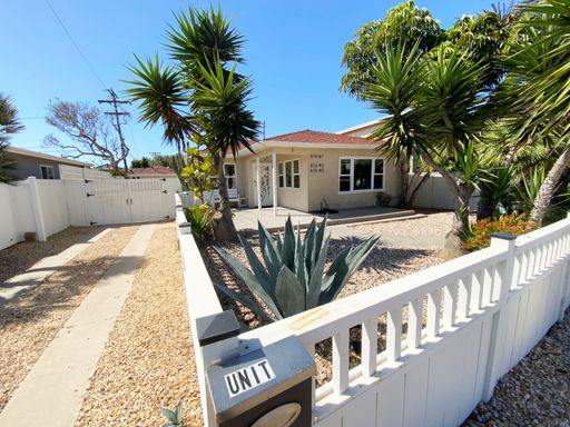 Fully Furnished Beach House – photo 1