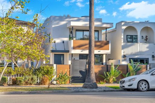 Coronado Newly Renovated Furnished 3bd Home – photo 1