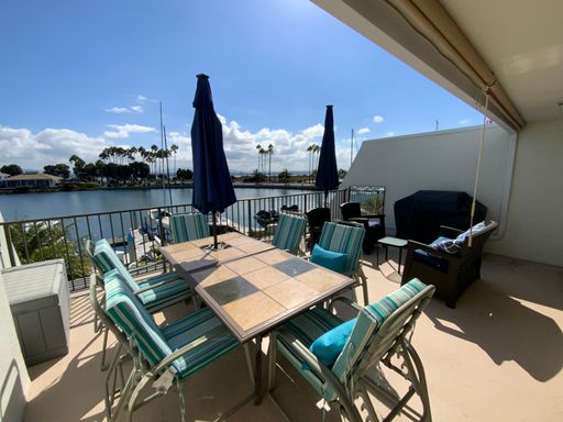 Antigua Court Condo on the Bay – photo 1