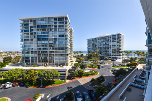 Coronado Shores- Three bedroom bay view corner unit! – photo 1