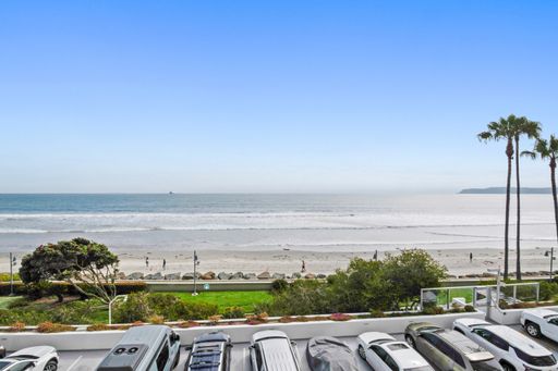 Oceanfront Condo in Coronado Shores – photo 1
