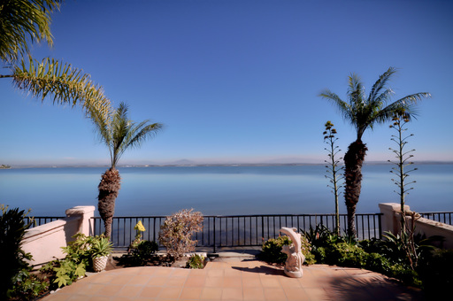 Furnished, long term rental! – photo 1