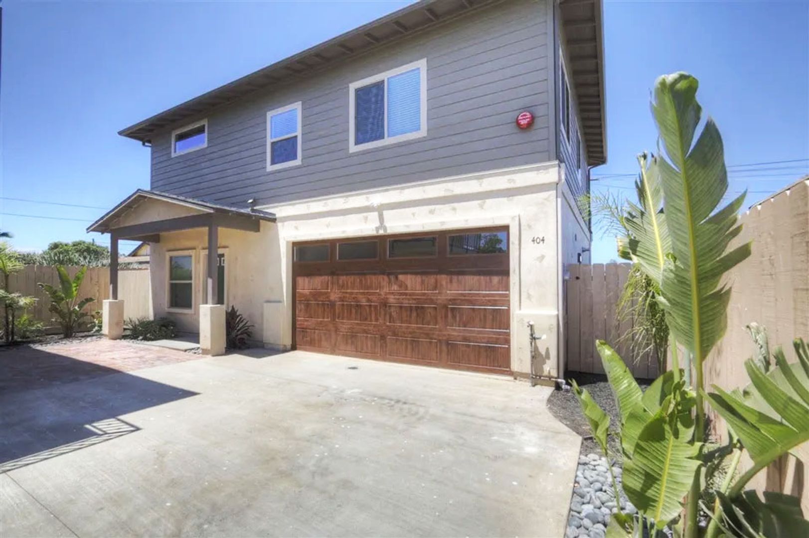 Imperial Beach House: 404 7th Street