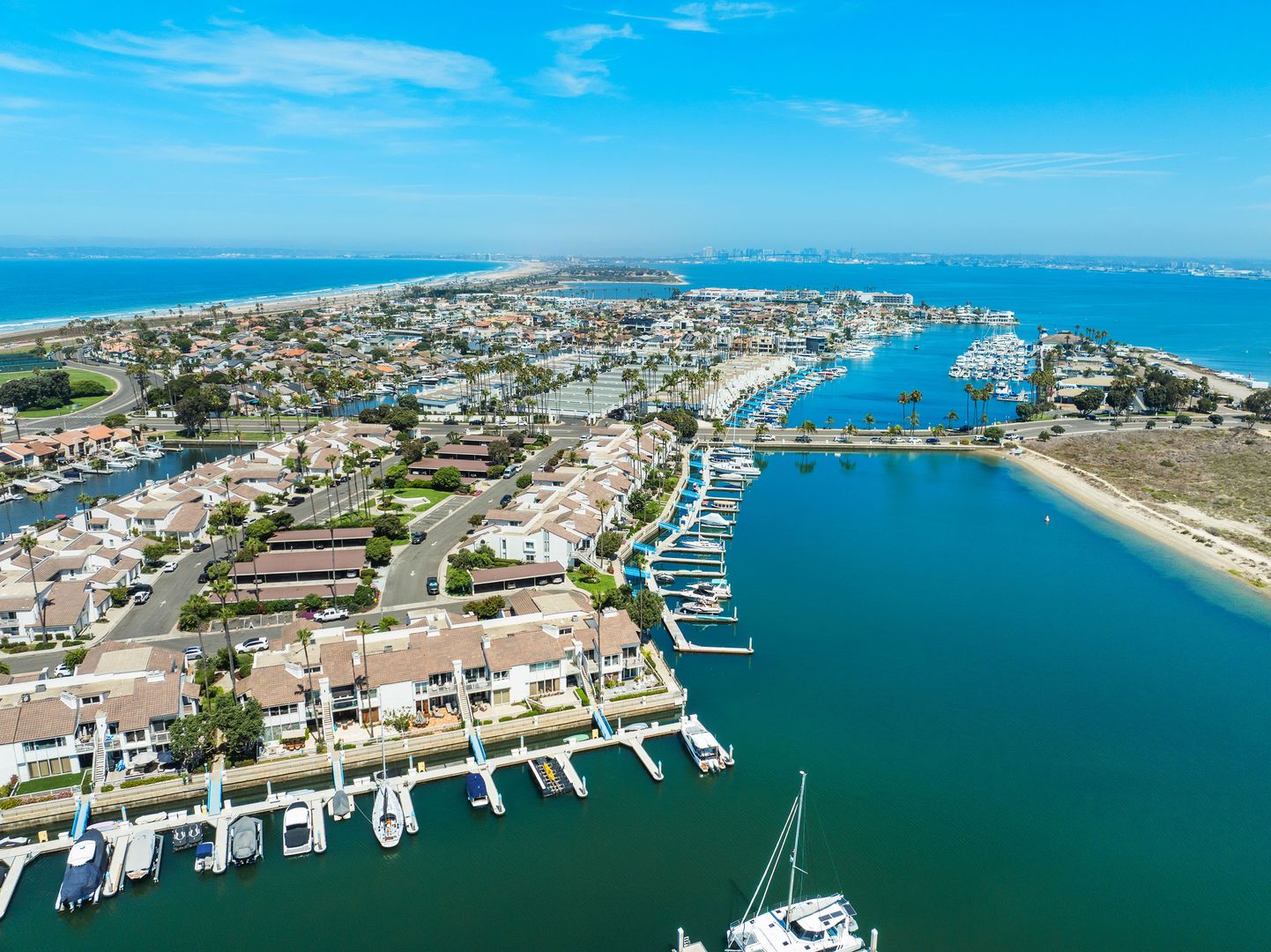 Coronado Apartment: 35 Kingston Court