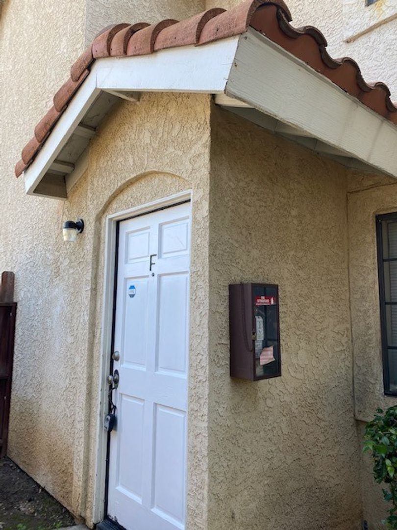Covina Apartment: 377 E. Puente Street