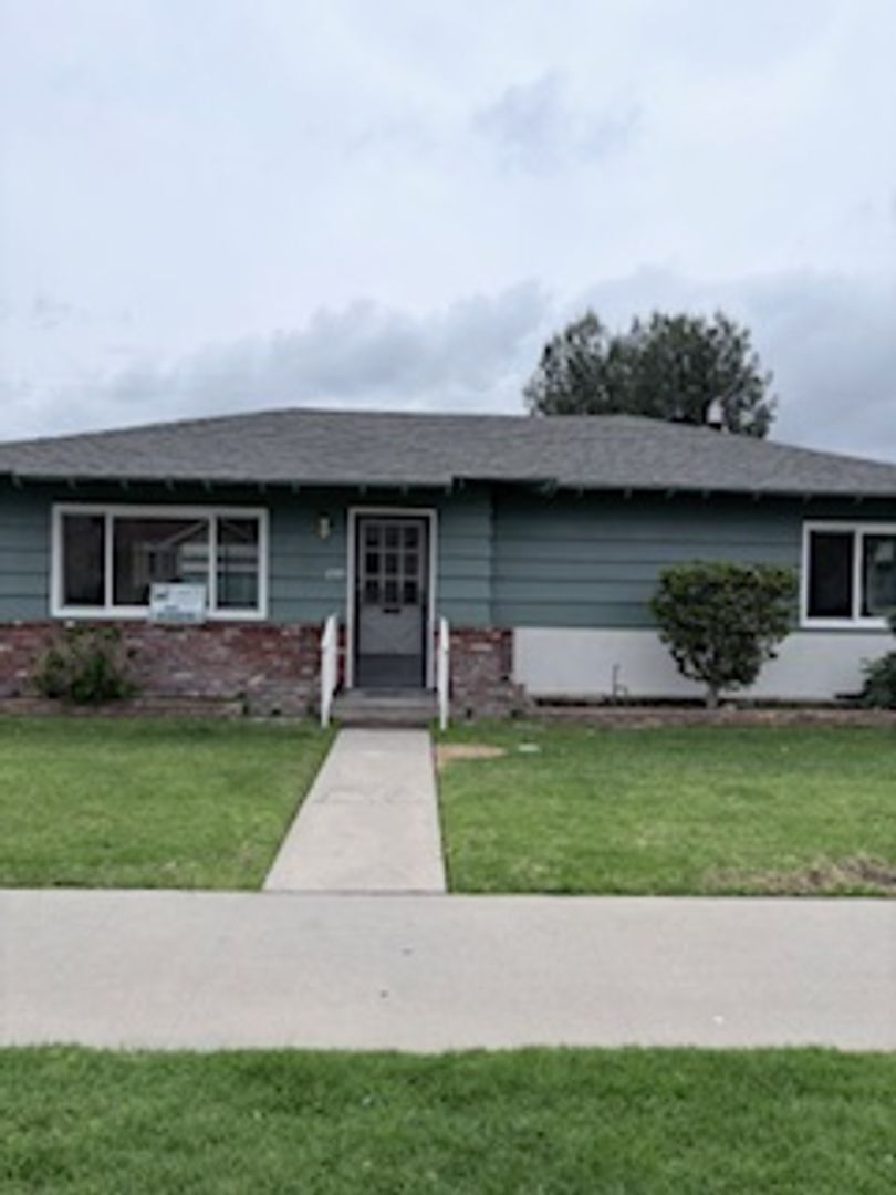 Covina Apartment: 228 E Puente Street