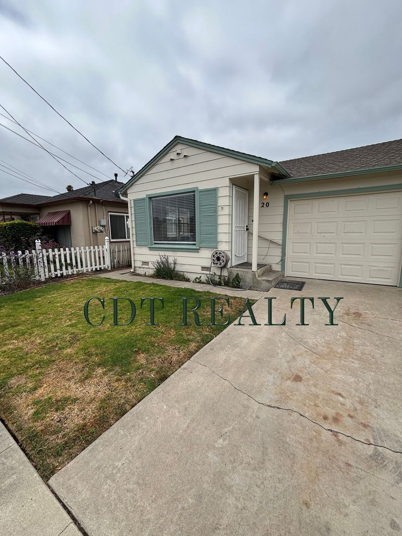 Salinas Apartment: 18-20 Anne Street