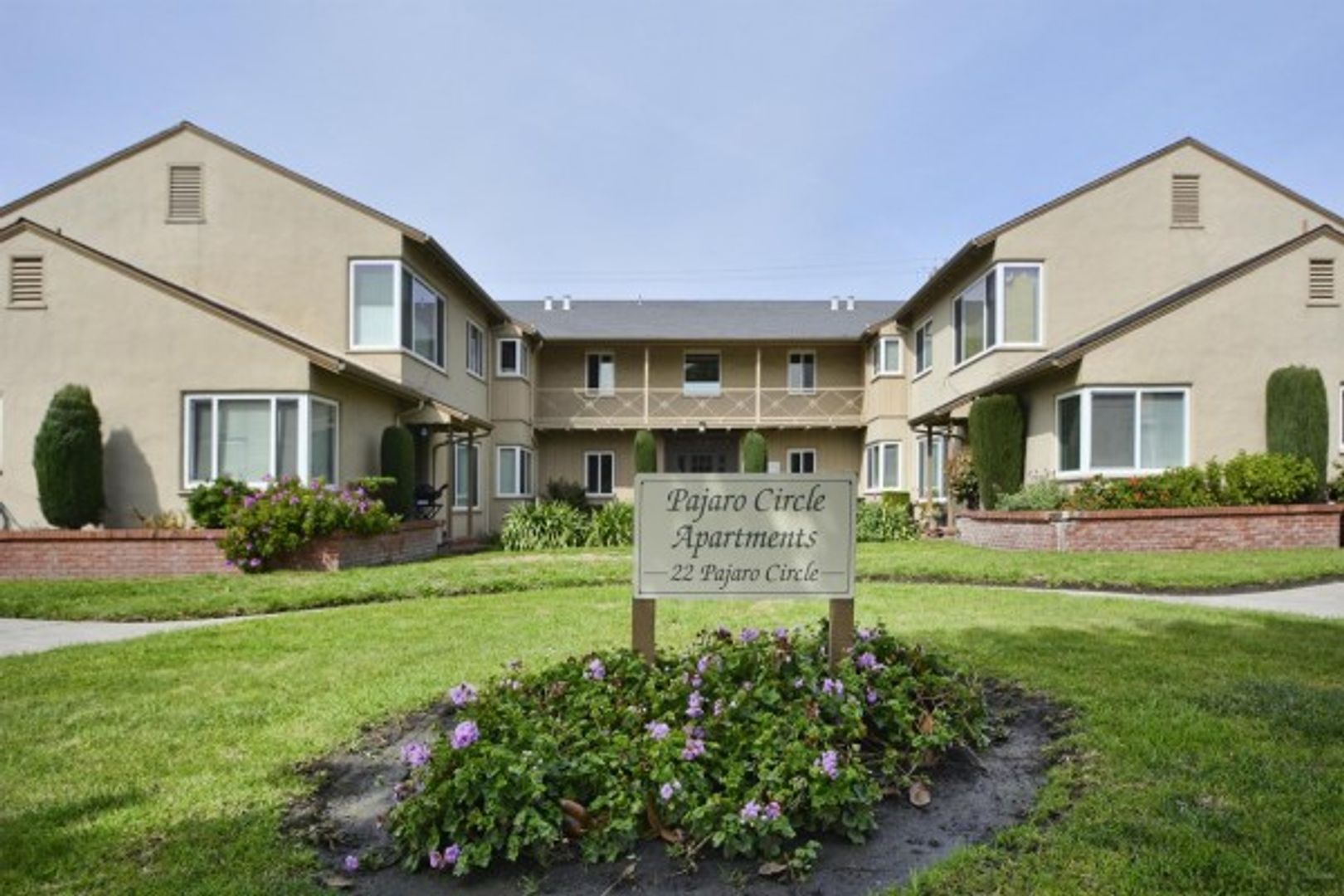 Salinas Apartment: 22 Pajaro Circle