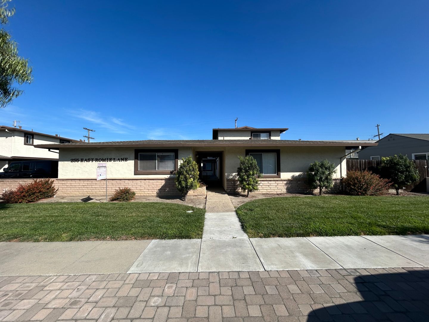 Salinas Apartment: 255 East Romie Lane