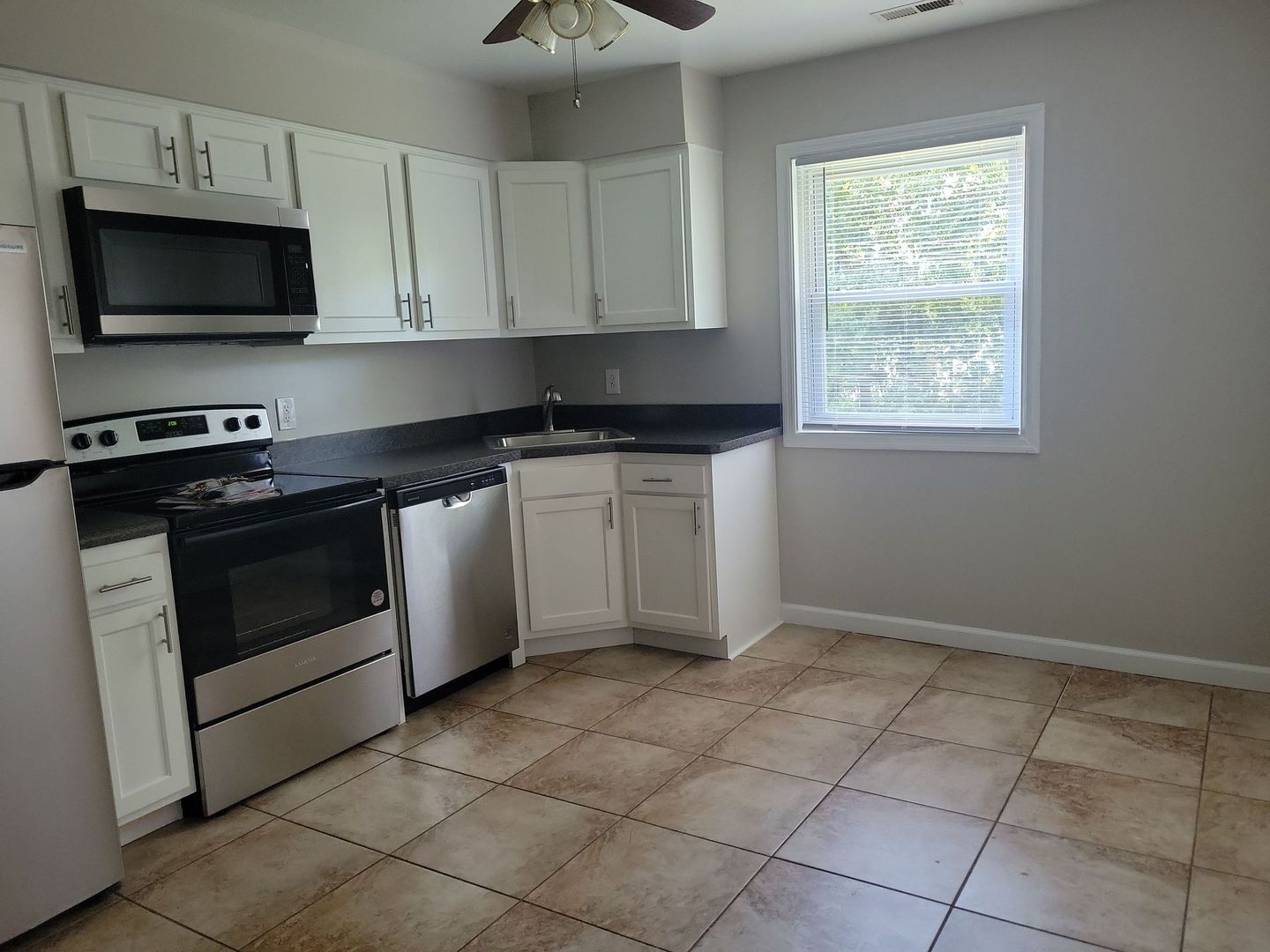 Troy Apartment: 116 Colleen Rd