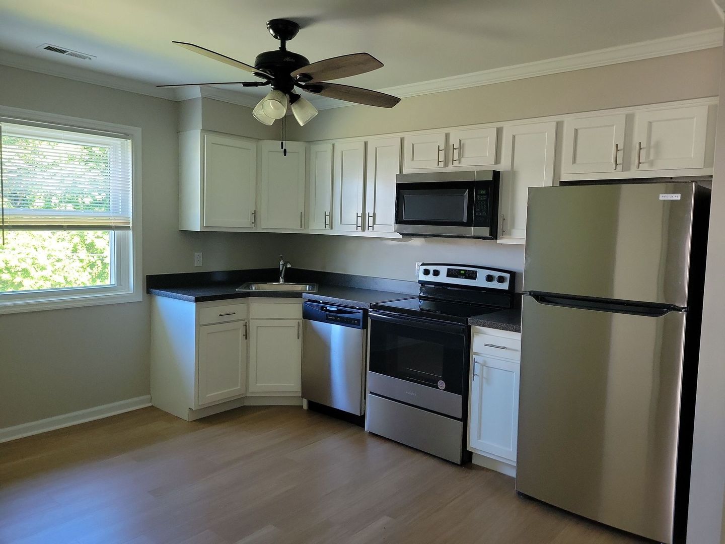 Troy Apartment: 116 Colleen Rd