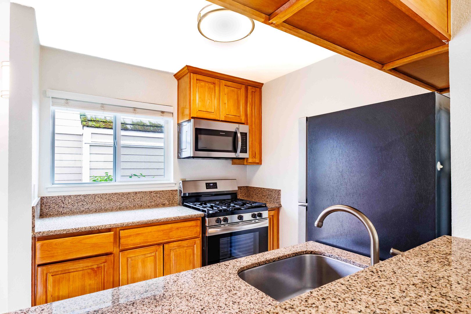 Santa Rosa Apartment: 1106 Prospect Ave
