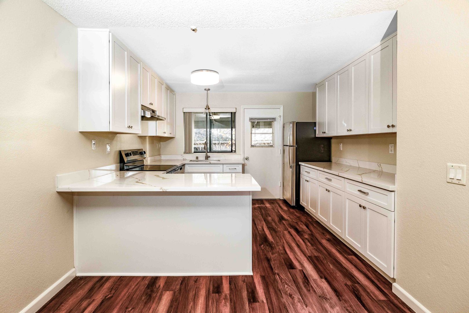 Santa Rosa Apartment: 5209 Old Redwood Hwy