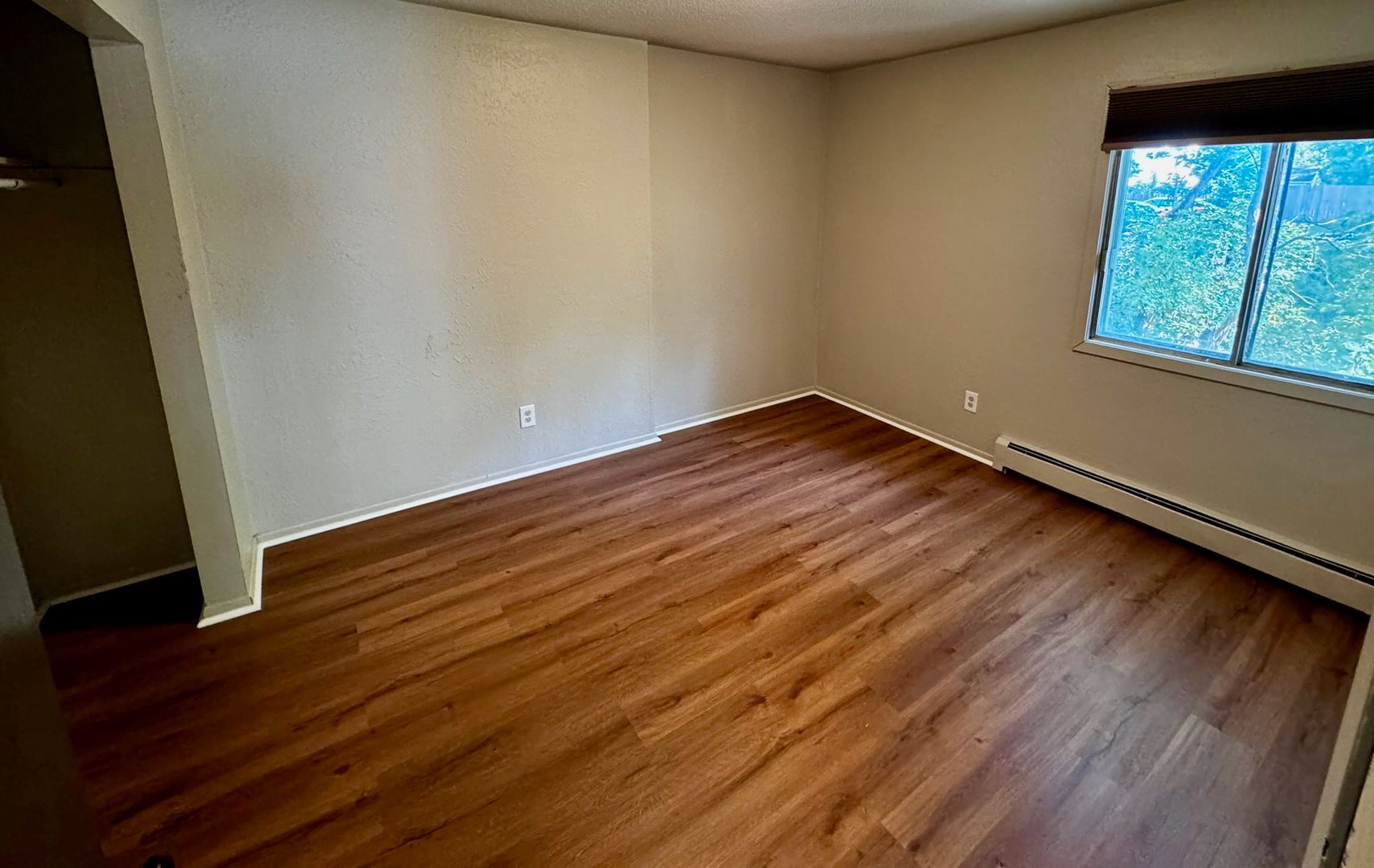 York Ave Apartments 2 of 8