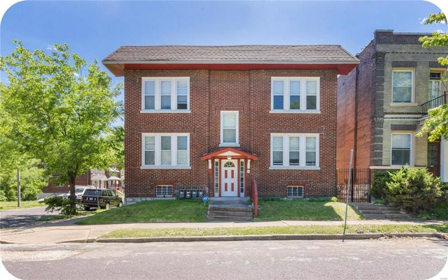 Saint Louis Apartment: 3300 Miami St.