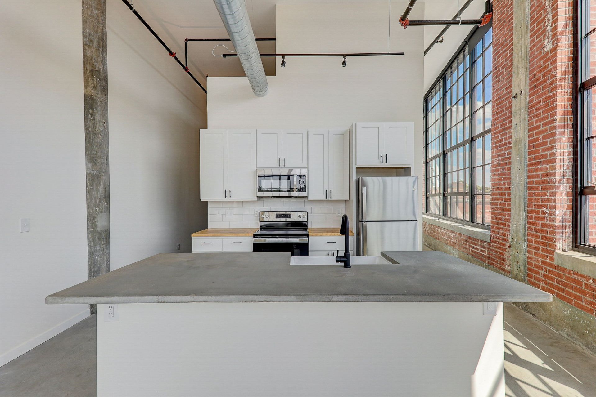 The Excelsior Lofts 7 of 8
