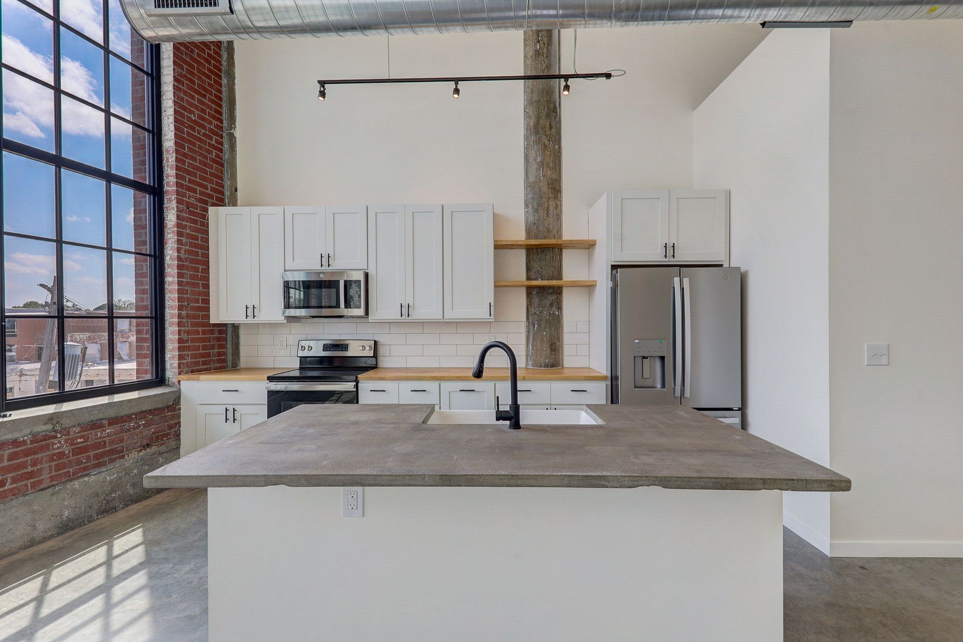 The Excelsior Lofts 4 of 8