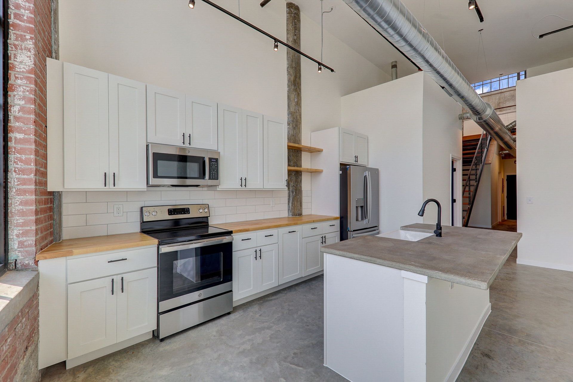 The Excelsior Lofts 3 of 8