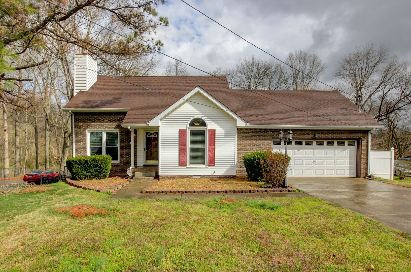 Clarksville House: 3428 Clearwater Drive