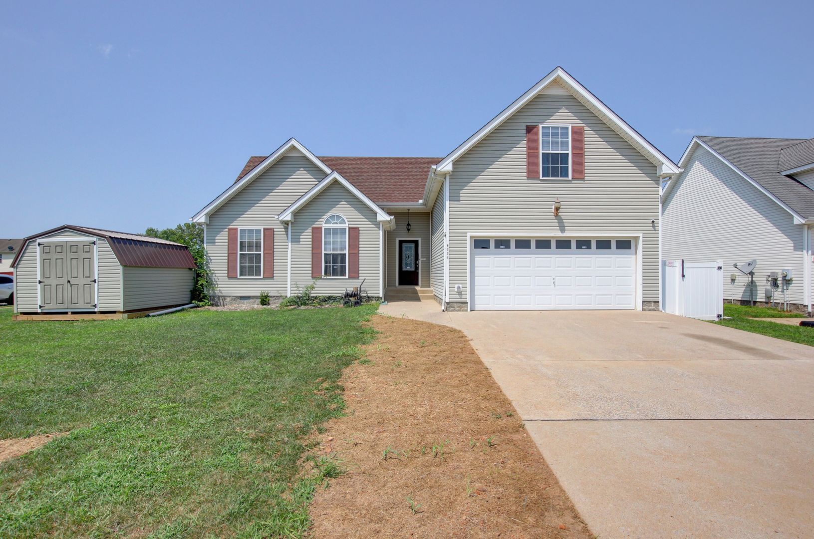 Clarksville House: 3660 S. Naples Ct.