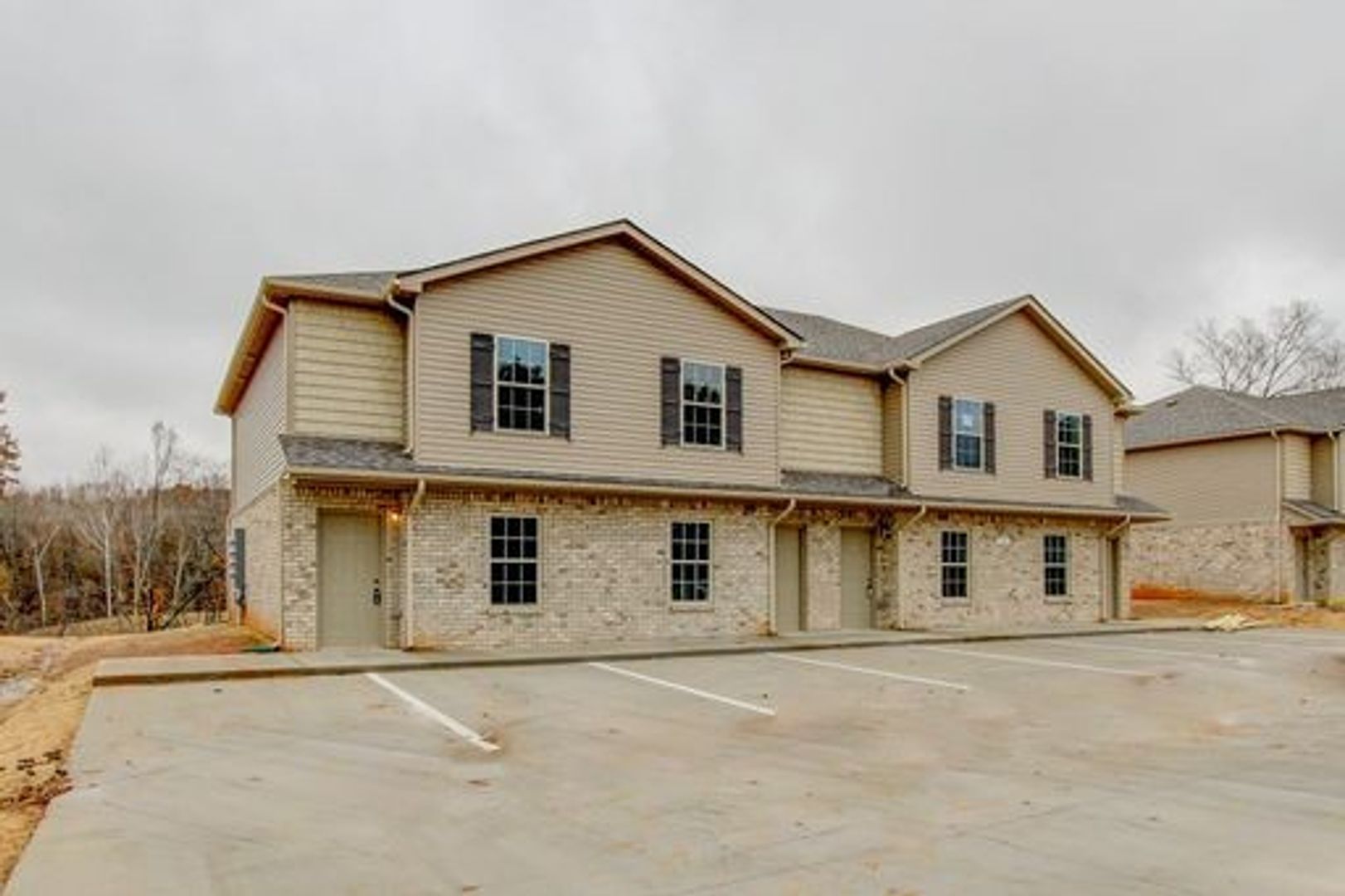 Clarksville Apartment: 250 Fairview Lane
