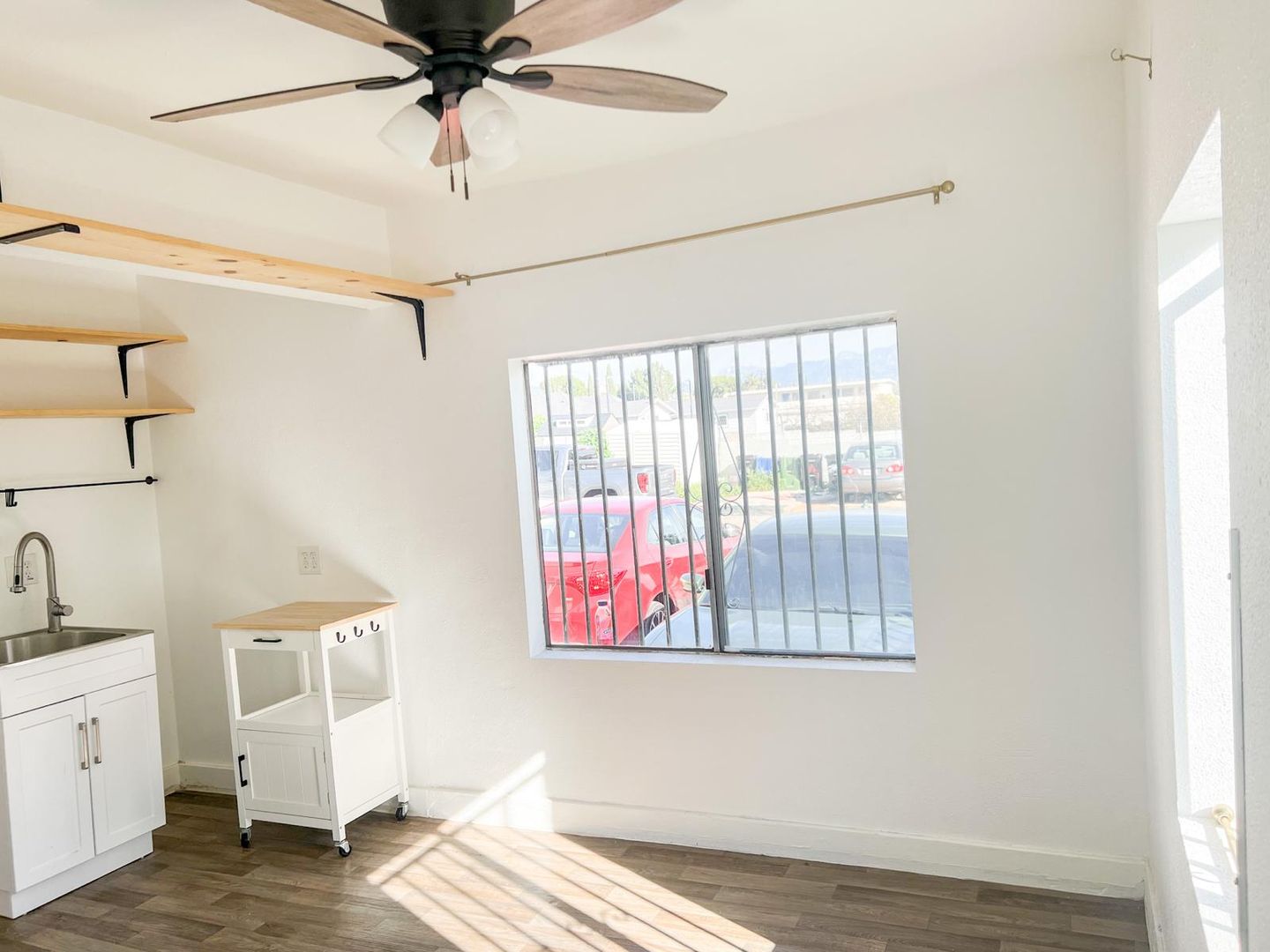 Los Angeles Apartment: 2815 E 1st Street