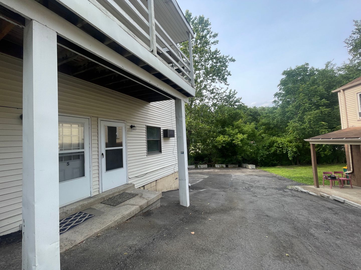 Cuddy Apartment: 606 Millers Run Road