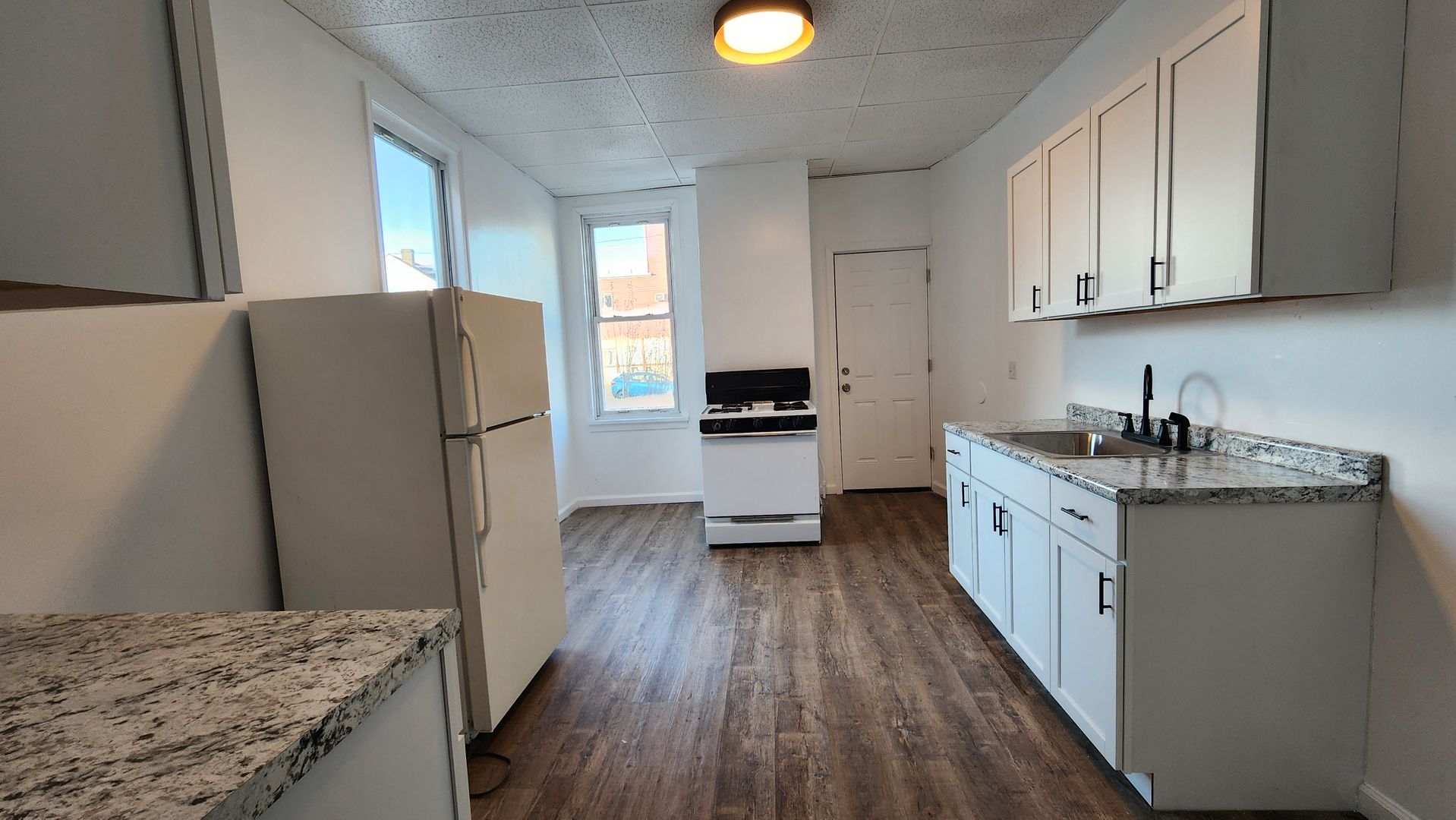 Pittsburgh Apartment: 4600 Friendship Ave
