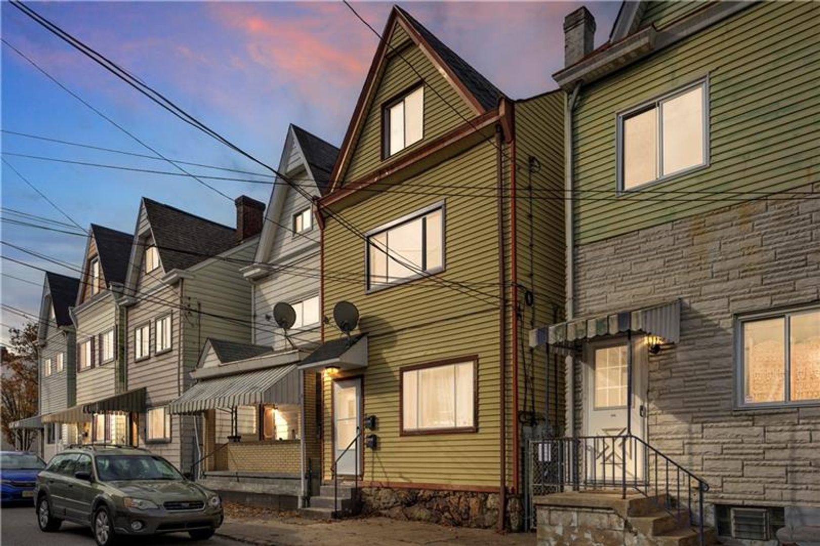 Pittsburgh Apartment: 210 Taylor Street