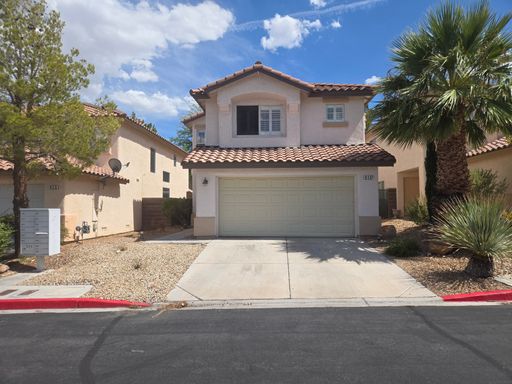 Summerlin Home Waiting For You! – photo 1
